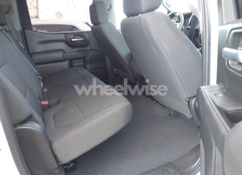 Photo 8 of 2021 Chevrolet Silverado 1500 2WD SHORT BED CUSTOM (VIN 1GCPWBEK9MZ218801)