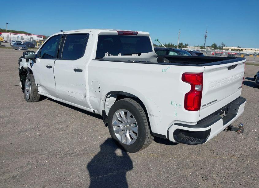 Photo 3 of 2021 Chevrolet Silverado 1500 2WD SHORT BED CUSTOM (VIN 1GCPWBEKXMZ448279)