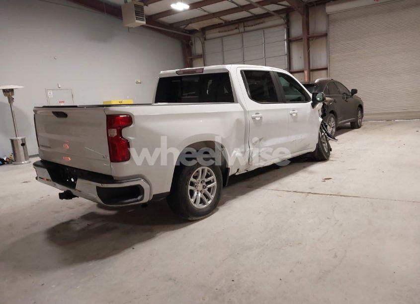 Photo 4 of 2020 Chevrolet Silverado 1500 2WD SHORT BED LT (VIN 1GCPWCED1LZ101767)