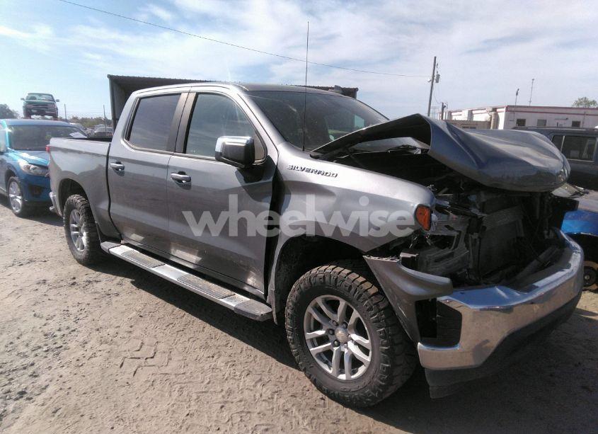 2020 Chevrolet Silverado 1500 2WD SHORT BED LT (VIN 1GCPWCED1LZ135742) main photo