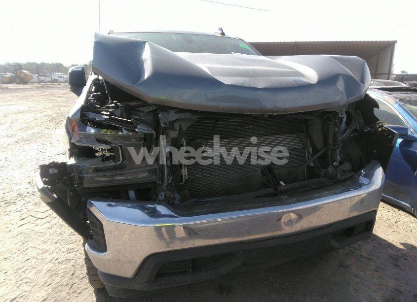 Photo 6 of 2020 Chevrolet Silverado 1500 2WD SHORT BED LT (VIN 1GCPWCED1LZ135742)