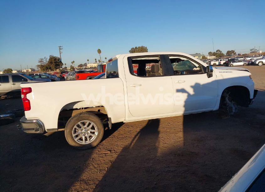Photo 13 of 2021 Chevrolet Silverado 1500 (VIN 1GCPWCED4MZ232077)