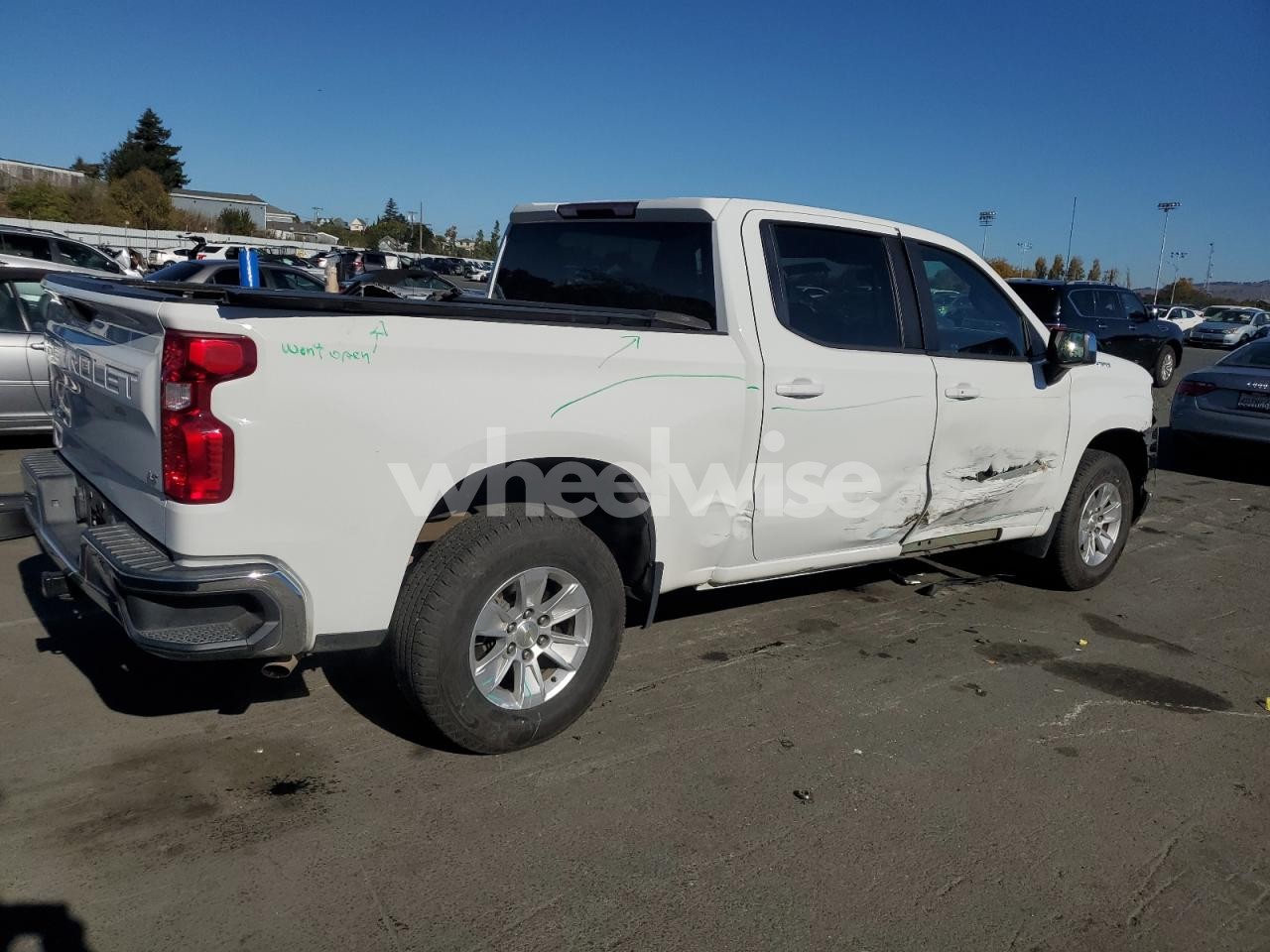 Photo 3 of 2021 CHEVROLET SILVERADO C1500 LT (VIN 1GCPWCED7MZ337986)
