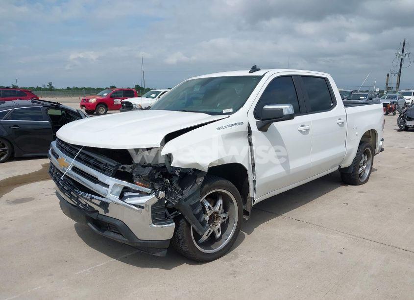 Photo 2 of 2020 Chevrolet Silverado 1500 (VIN 1GCPWCEDXLZ116588)