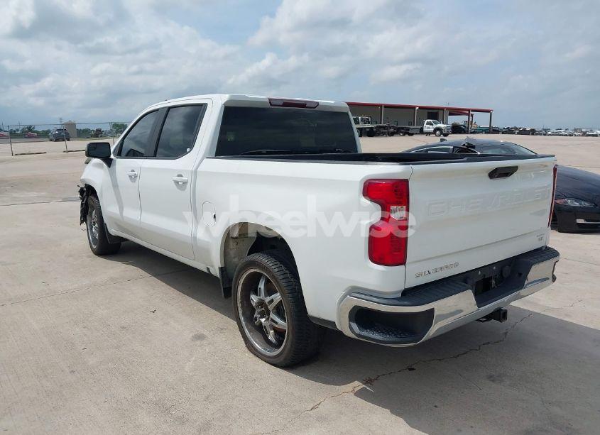 Photo 3 of 2020 Chevrolet Silverado 1500 (VIN 1GCPWCEDXLZ116588)