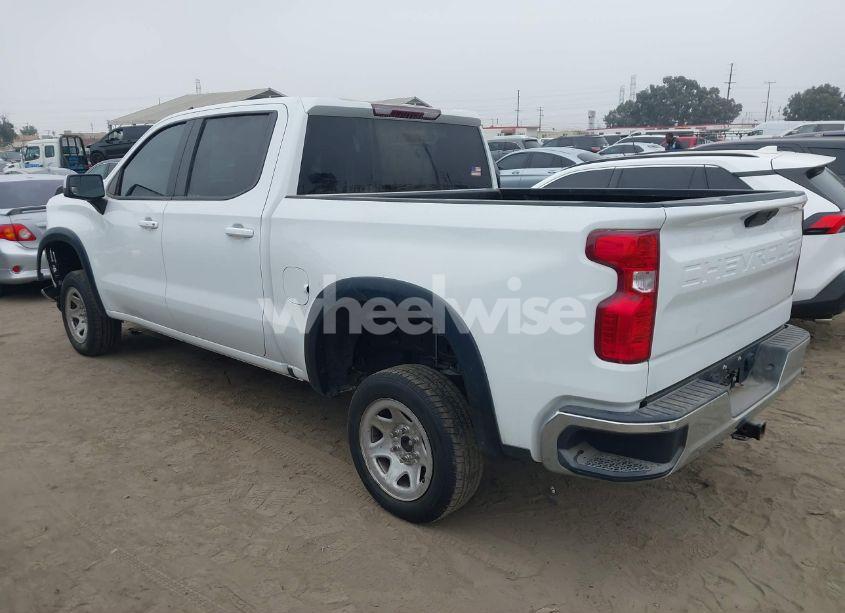 Photo 3 of 2021 Chevrolet Silverado 1500 2WD SHORT BED LT (VIN 1GCPWCET0MZ292316)