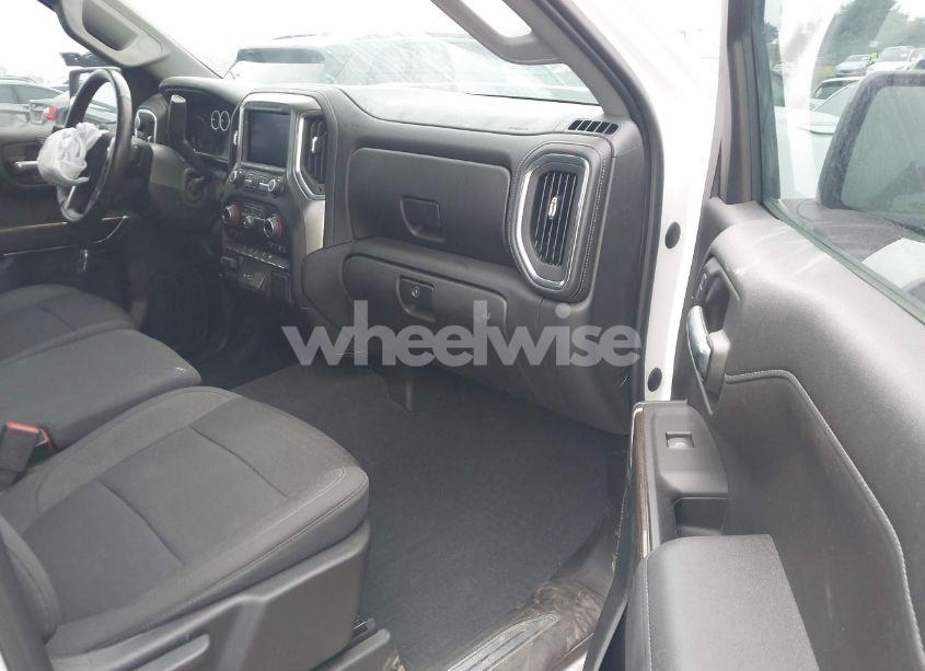 Photo 5 of 2021 Chevrolet Silverado 1500 2WD SHORT BED LT (VIN 1GCPWCET0MZ292316)