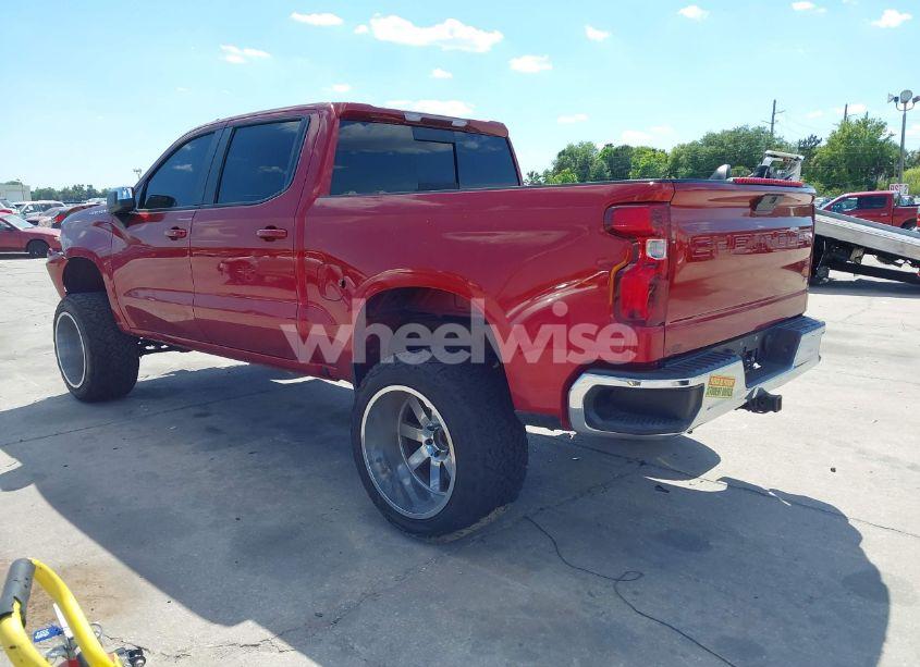 Photo 3 of 2021 Chevrolet Silverado 1500 2WD SHORT BED LT (VIN 1GCPWCET7MZ350373)