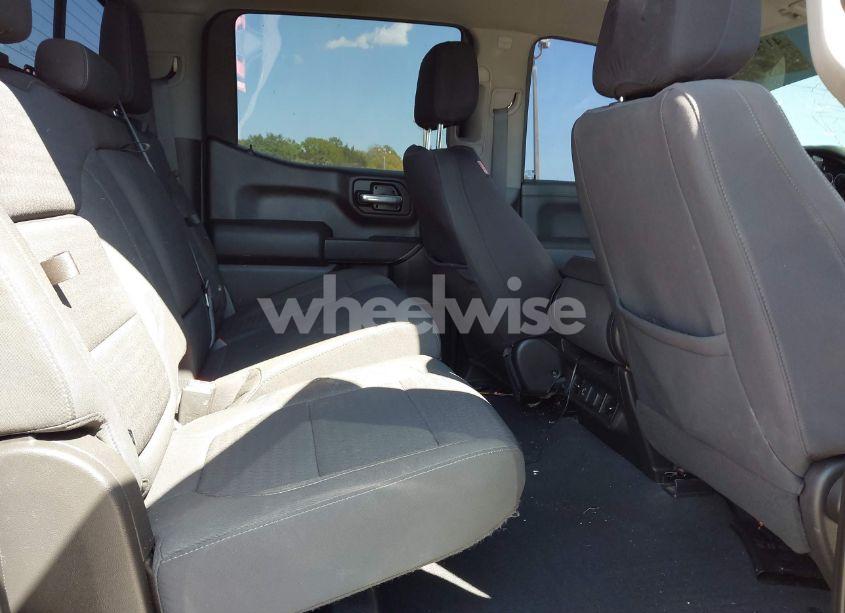 Photo 8 of 2021 Chevrolet Silverado 1500 2WD SHORT BED LT (VIN 1GCPWCET7MZ350373)