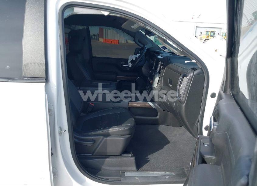 Photo 5 of 2021 Chevrolet Silverado 1500 (VIN 1GCPWDED6MZ109368)