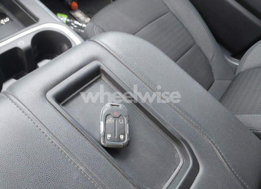 Photo 11 of 2021 Chevrolet Silverado 1500 2WD SHORT BED RST (VIN 1GCPWDED9MZ258471)