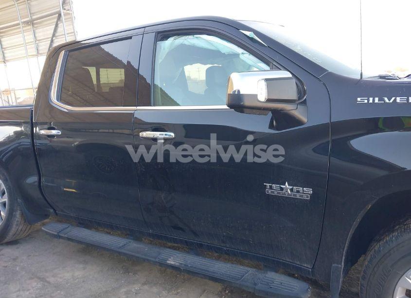 Photo 14 of 2019 Chevrolet Silverado 1500 LTZ (VIN 1GCPWEED4KZ102552)