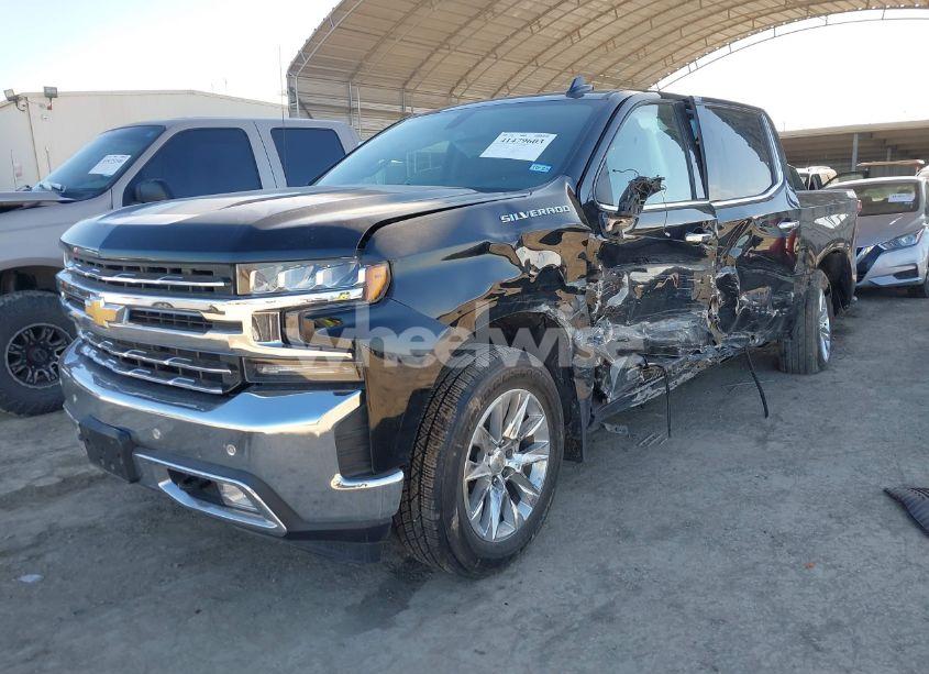 Photo 2 of 2019 Chevrolet Silverado 1500 LTZ (VIN 1GCPWEED4KZ102552)