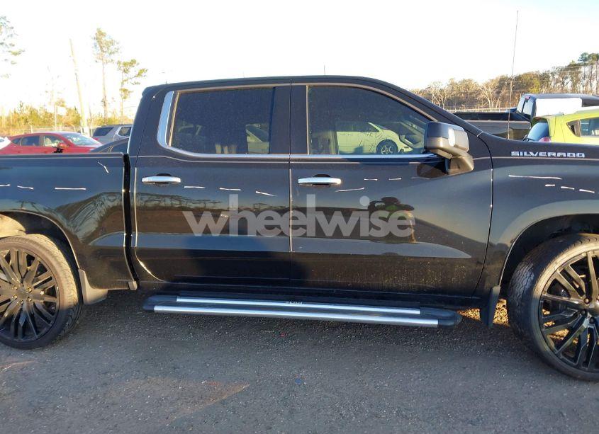 Photo 13 of 2019 Chevrolet Silverado 1500 LTZ (VIN 1GCPWEEDXKZ115175)