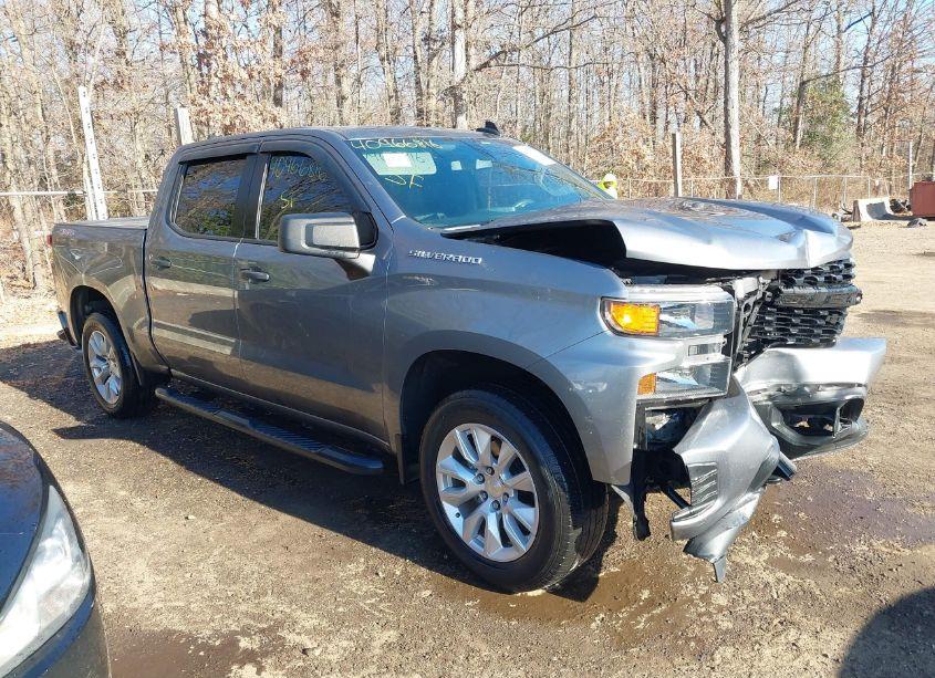 2020 Chevrolet Silverado 1500 4WD SHORT BED CUSTOM (VIN 1GCPYBEH0LZ340475) main photo