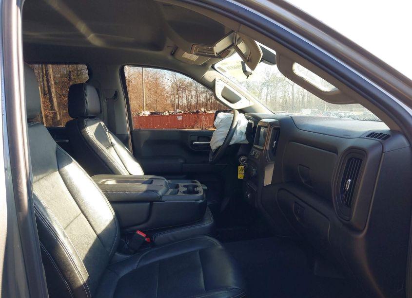 Photo 5 of 2020 Chevrolet Silverado 1500 4WD SHORT BED CUSTOM (VIN 1GCPYBEH0LZ340475)
