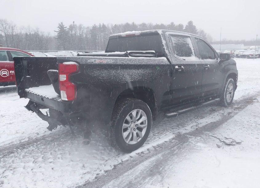 Photo 4 of 2020 Chevrolet Silverado 1500 4WD SHORT BED CUSTOM (VIN 1GCPYBEH2LZ184052)