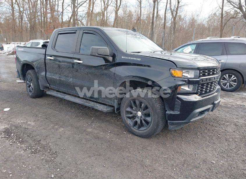 2021 Chevrolet Silverado 1500 4WD SHORT BED CUSTOM (VIN 1GCPYBEH3MZ171294) main photo
