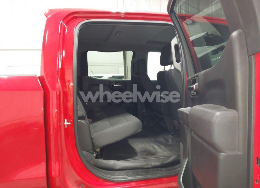 Photo 8 of 2020 Chevrolet Silverado 1500 4WD SHORT BED CUSTOM (VIN 1GCPYBEH6LZ139471)