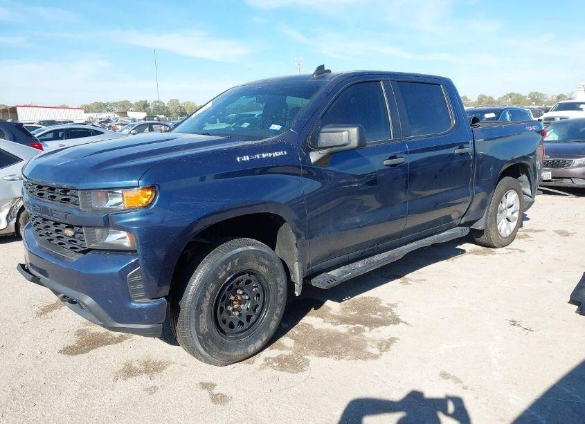 Photo 2 of 2019 Chevrolet Silverado 1500 CUSTOM (VIN 1GCPYBEH7KZ380809)