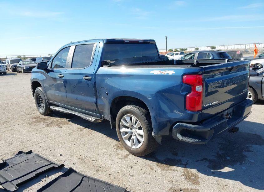 Photo 3 of 2019 Chevrolet Silverado 1500 CUSTOM (VIN 1GCPYBEH7KZ380809)