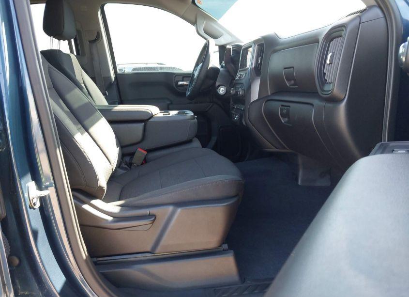 Photo 5 of 2019 Chevrolet Silverado 1500 CUSTOM (VIN 1GCPYBEH7KZ380809)