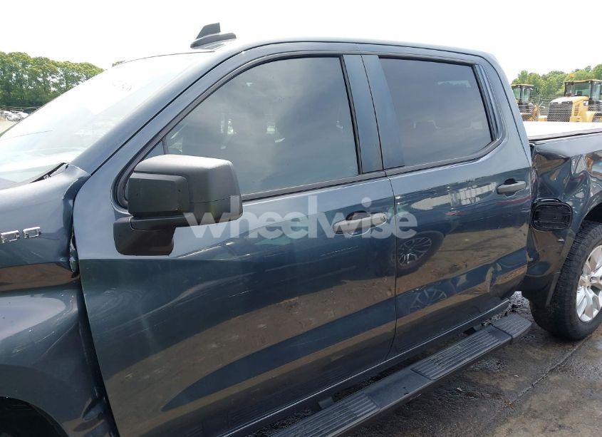 Photo 14 of 2020 Chevrolet Silverado 1500 4WD SHORT BED CUSTOM (VIN 1GCPYBEH8LZ206345)