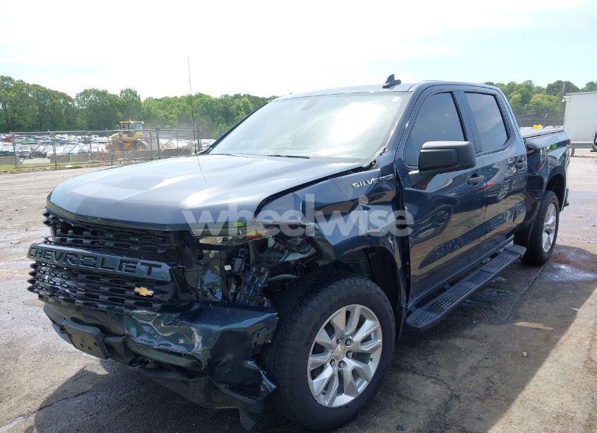 Photo 2 of 2020 Chevrolet Silverado 1500 4WD SHORT BED CUSTOM (VIN 1GCPYBEH8LZ206345)