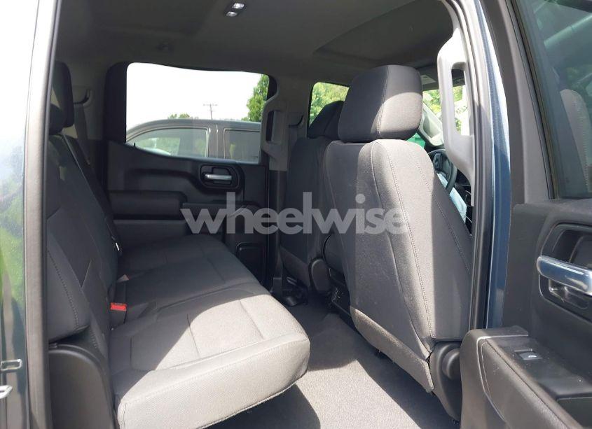 Photo 8 of 2020 Chevrolet Silverado 1500 4WD SHORT BED CUSTOM (VIN 1GCPYBEH8LZ206345)