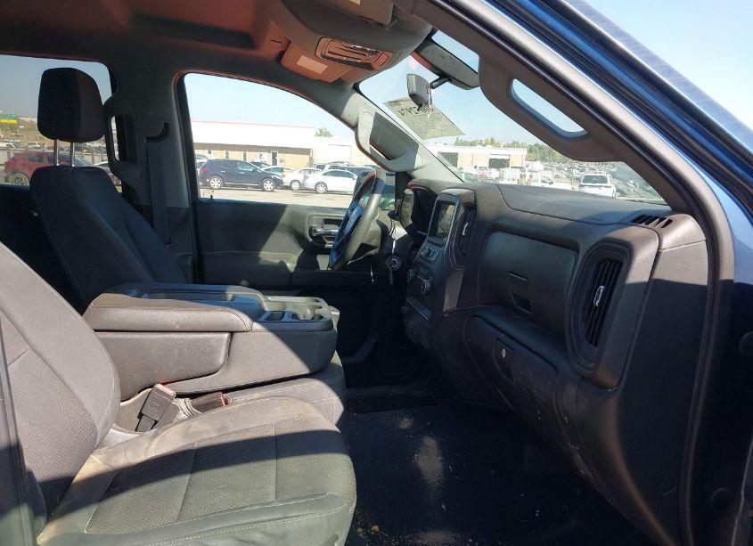 Photo 5 of 2019 Chevrolet Silverado 1500 CUSTOM (VIN 1GCPYBEHXKZ223288)