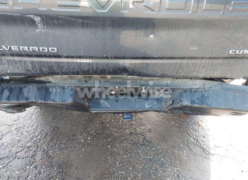 Photo 6 of 2021 Chevrolet Silverado 1500 CUSTOM (VIN 1GCPYBEK0MZ407993)