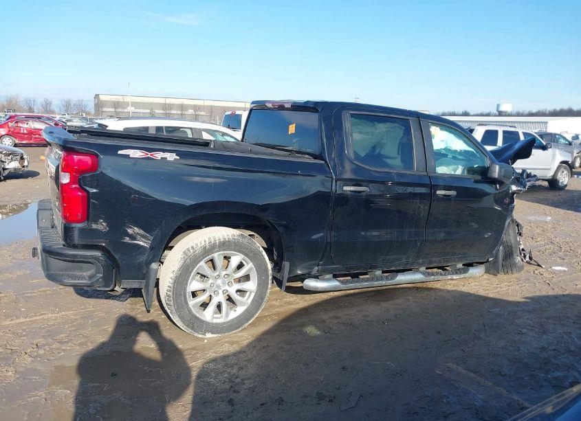 Photo 13 of 2022 Chevrolet Silverado 1500 LTD (VIN 1GCPYBEK0NZ128884)
