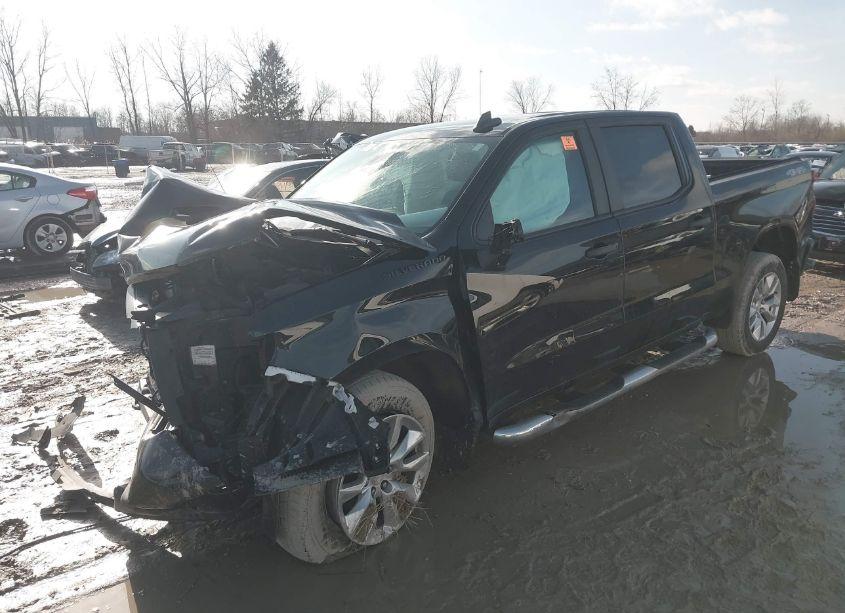 Photo 2 of 2022 Chevrolet Silverado 1500 LTD (VIN 1GCPYBEK0NZ128884)