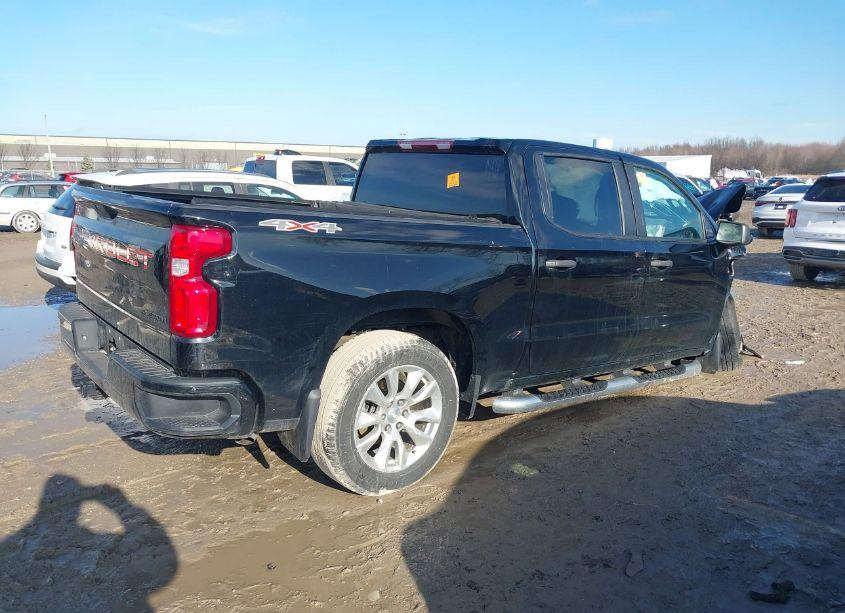 Photo 4 of 2022 Chevrolet Silverado 1500 LTD (VIN 1GCPYBEK0NZ128884)