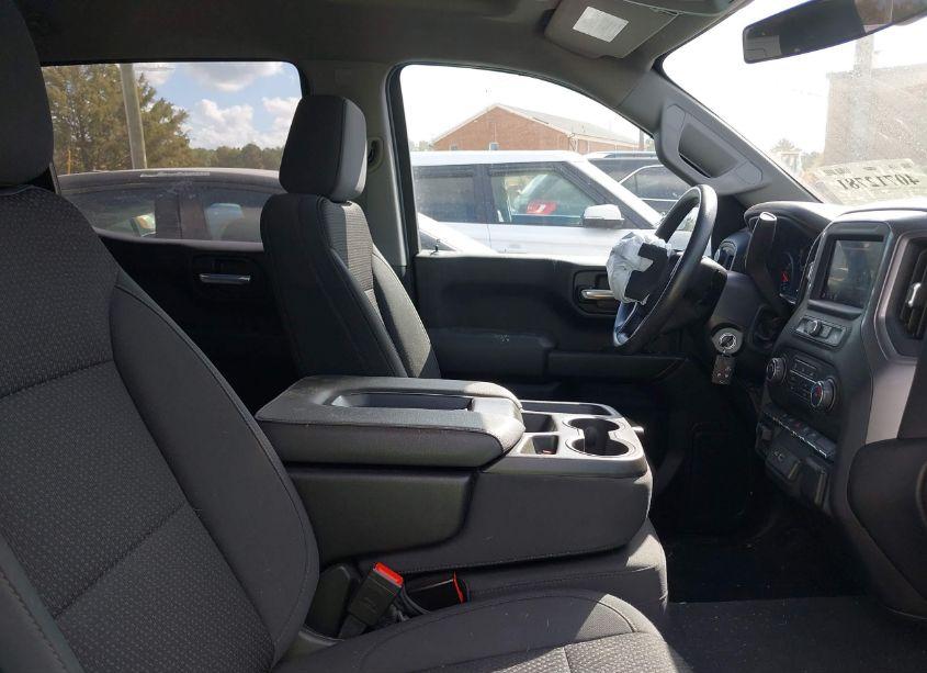 Photo 5 of 2021 Chevrolet Silverado 1500 4WD SHORT BED CUSTOM/4WD STANDARD BED CUSTOM (VIN 1GCPYBEK1MZ257179)