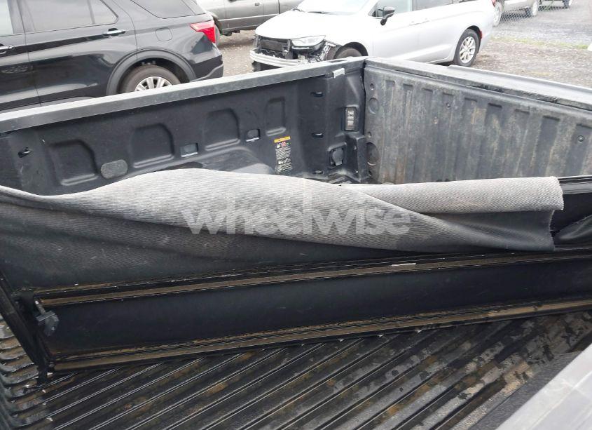 Photo 12 of 2021 Chevrolet Silverado 1500 4WD SHORT BED CUSTOM (VIN 1GCPYBEK1MZ348369)