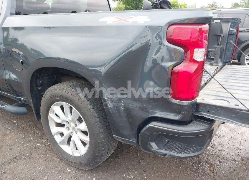 Photo 19 of 2021 Chevrolet Silverado 1500 4WD SHORT BED CUSTOM (VIN 1GCPYBEK1MZ348369)