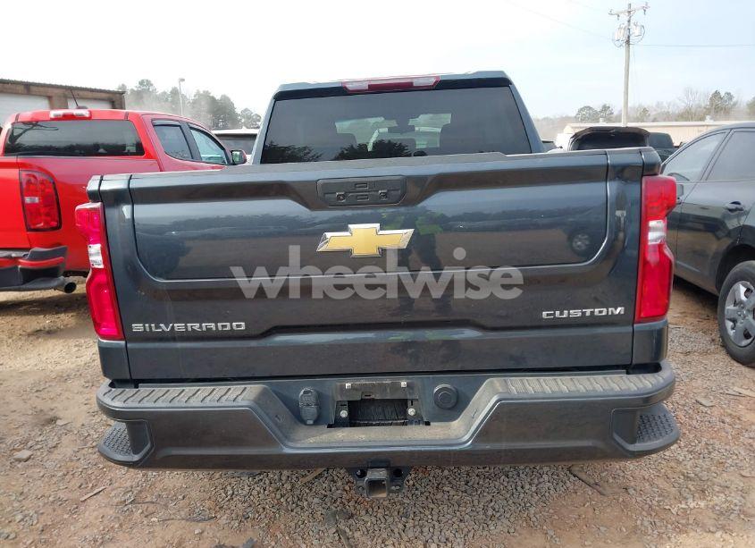 Photo 16 of 2021 Chevrolet Silverado 1500 4WD SHORT BED CUSTOM (VIN 1GCPYBEK1MZ361509)