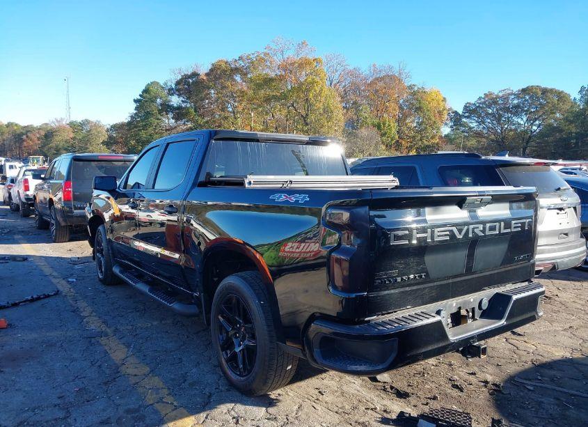 Photo 3 of 2022 Chevrolet Silverado 1500 LTD 4WD SHORT BED CUSTOM (VIN 1GCPYBEK2NZ142530)