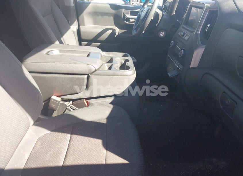 Photo 5 of 2021 Chevrolet Silverado 1500 (VIN 1GCPYBEK3MZ200028)