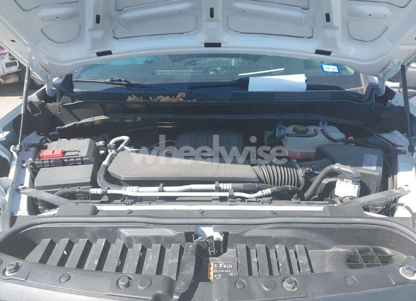 Photo 10 of 2021 Chevrolet Silverado 1500 4WD SHORT BED CUSTOM (VIN 1GCPYBEK4MZ261632)