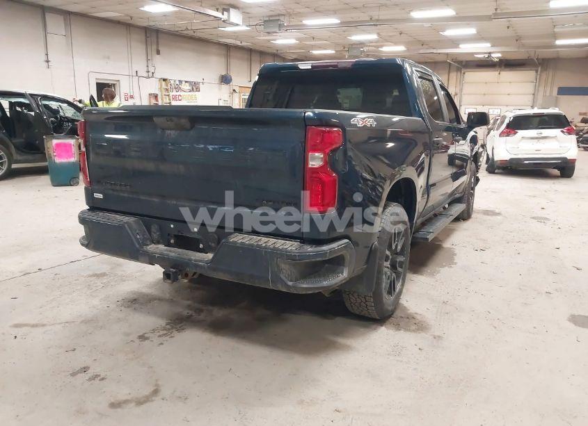 Photo 4 of 2020 Chevrolet Silverado 1500 4WD SHORT BED CUSTOM (VIN 1GCPYBEK7LZ181031)
