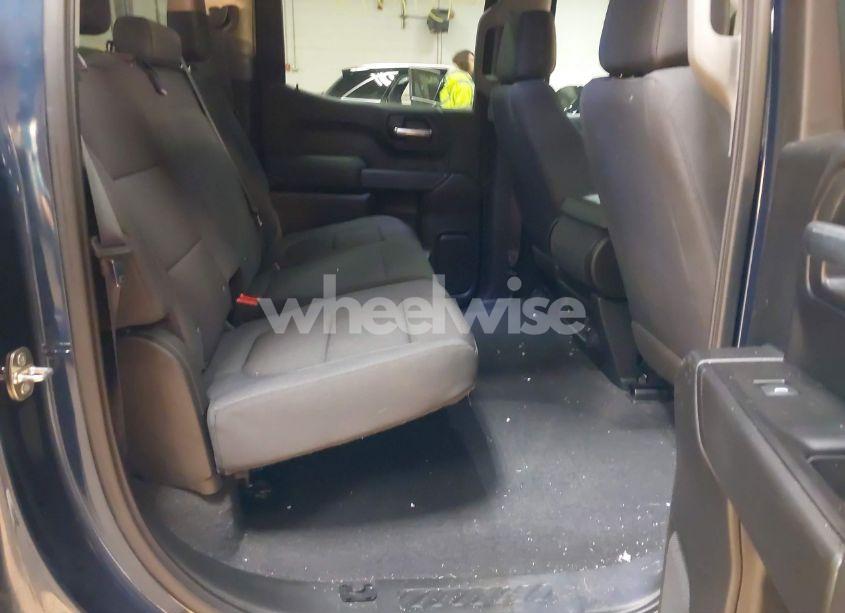 Photo 8 of 2020 Chevrolet Silverado 1500 4WD SHORT BED CUSTOM (VIN 1GCPYBEK7LZ181031)