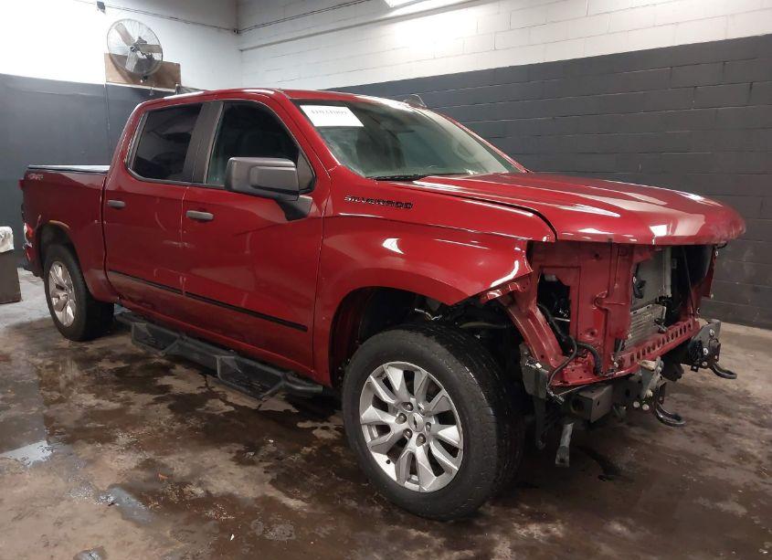 2020 Chevrolet Silverado 1500 4WD SHORT BED CUSTOM (VIN 1GCPYBEK7LZ305525) main photo