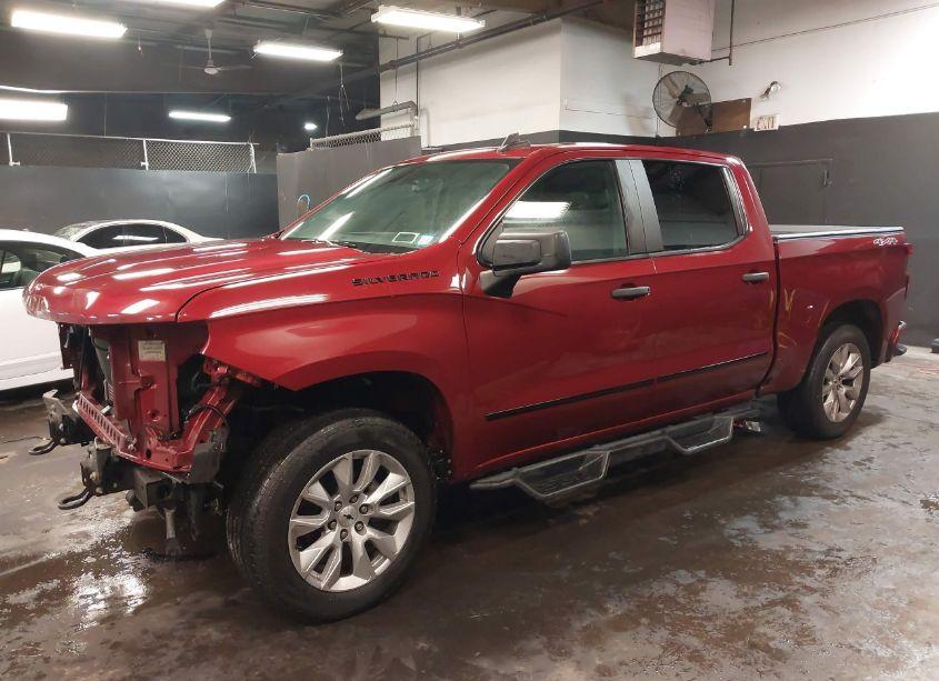 Photo 2 of 2020 Chevrolet Silverado 1500 4WD SHORT BED CUSTOM (VIN 1GCPYBEK7LZ305525)