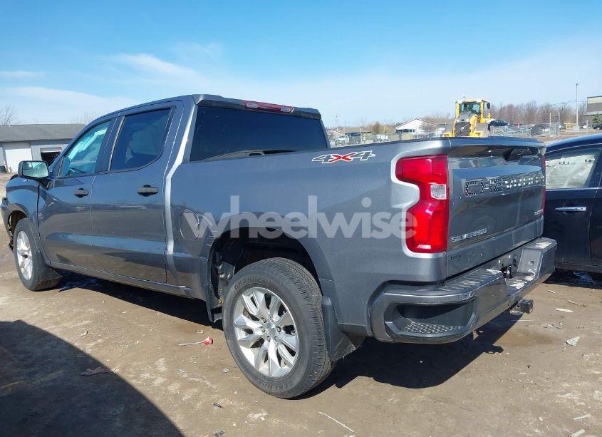 Photo 15 of 2021 Chevrolet Silverado 1500 4WD SHORT BED CUSTOM (VIN 1GCPYBEK8MZ200350)