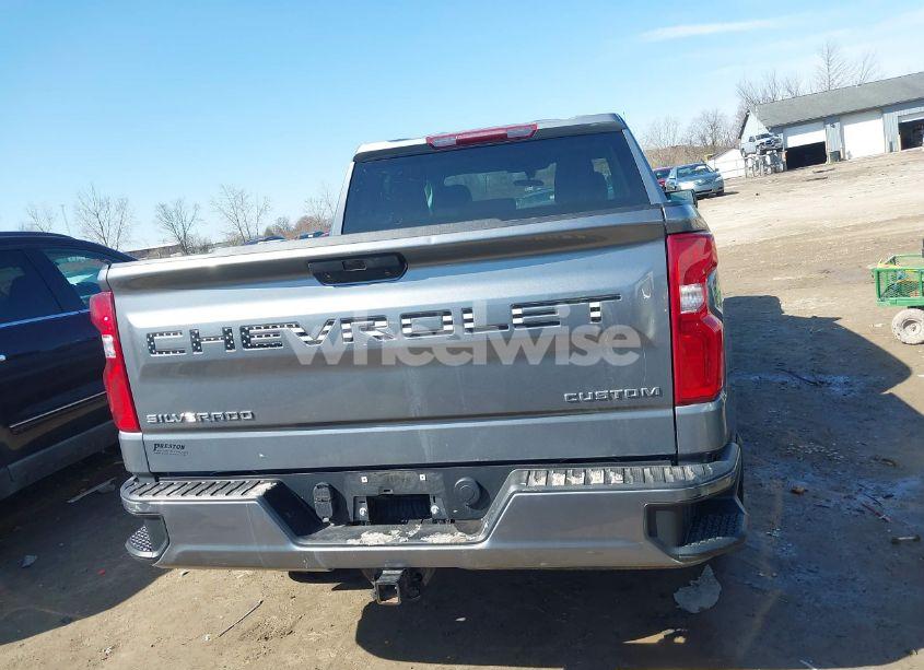 Photo 17 of 2021 Chevrolet Silverado 1500 4WD SHORT BED CUSTOM (VIN 1GCPYBEK8MZ200350)