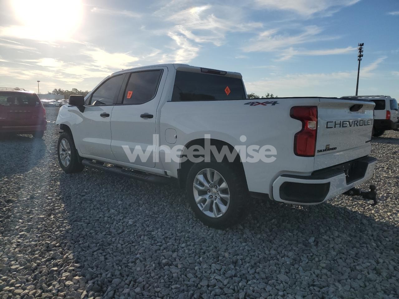 Photo 2 of 2021 CHEVROLET SILVERADO K1500 CUSTOM (VIN 1GCPYBEKXMZ164371)
