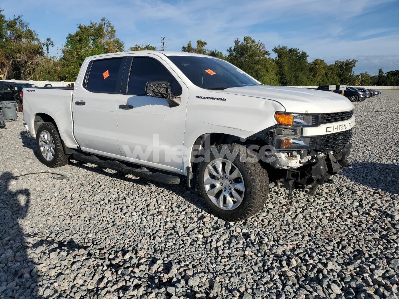 Photo 4 of 2021 CHEVROLET SILVERADO K1500 CUSTOM (VIN 1GCPYBEKXMZ164371)