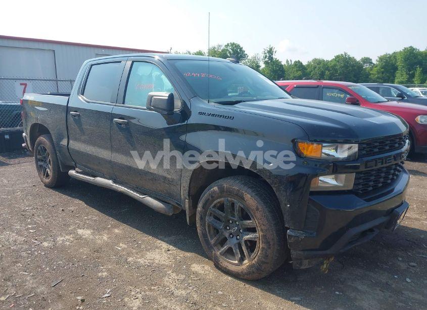 2022 Chevrolet Silverado 1500 LTD 4WD SHORT BED CUSTOM (VIN 1GCPYBEKXNZ128097) main photo